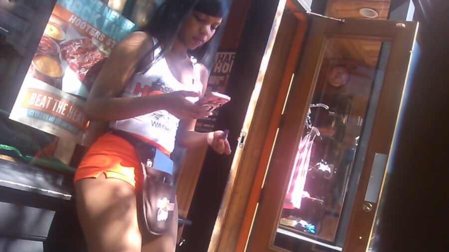 Free porn pics of Why everyone should goto hooters 2 of 23 pics