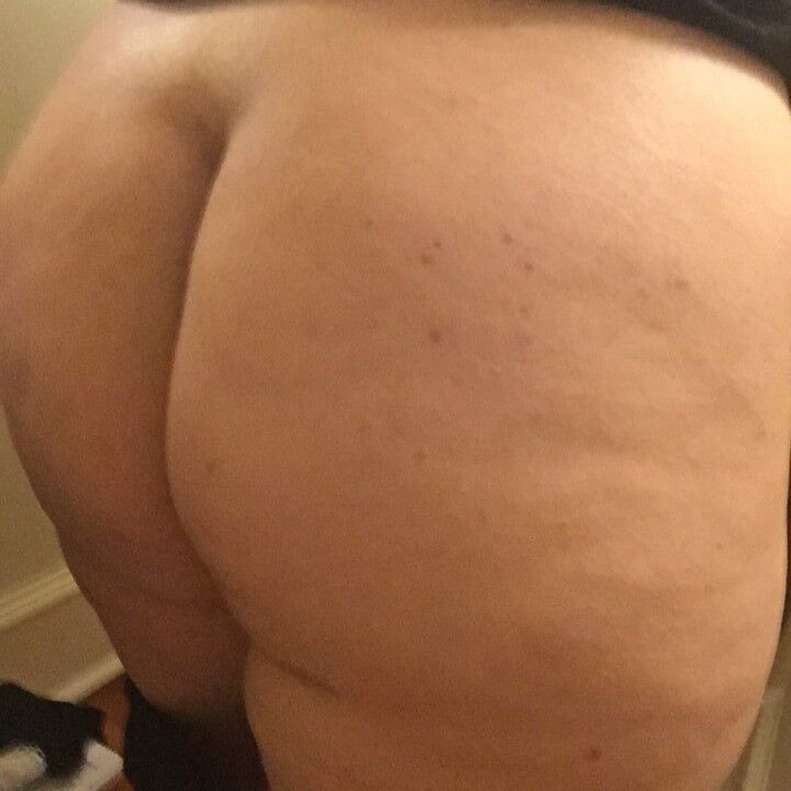 Free porn pics of me the fat dirty pig to piss on! 3 of 16 pics