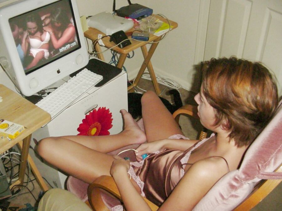 Free porn pics of women watching porn 7 of 57 pics