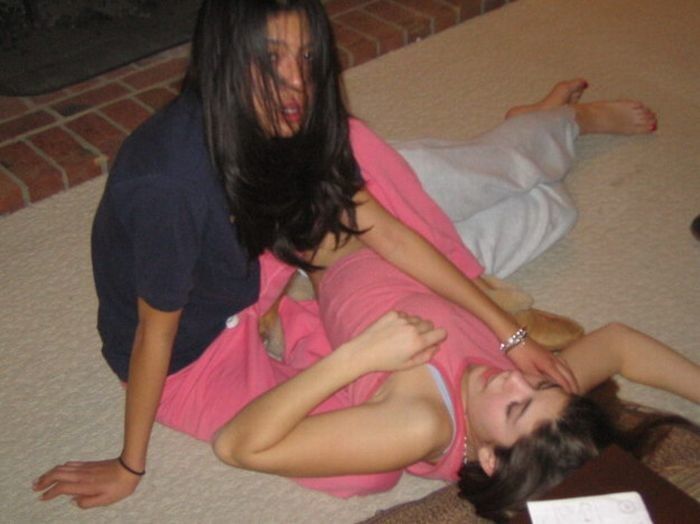 Naked girl fights photos Fun with male bondage