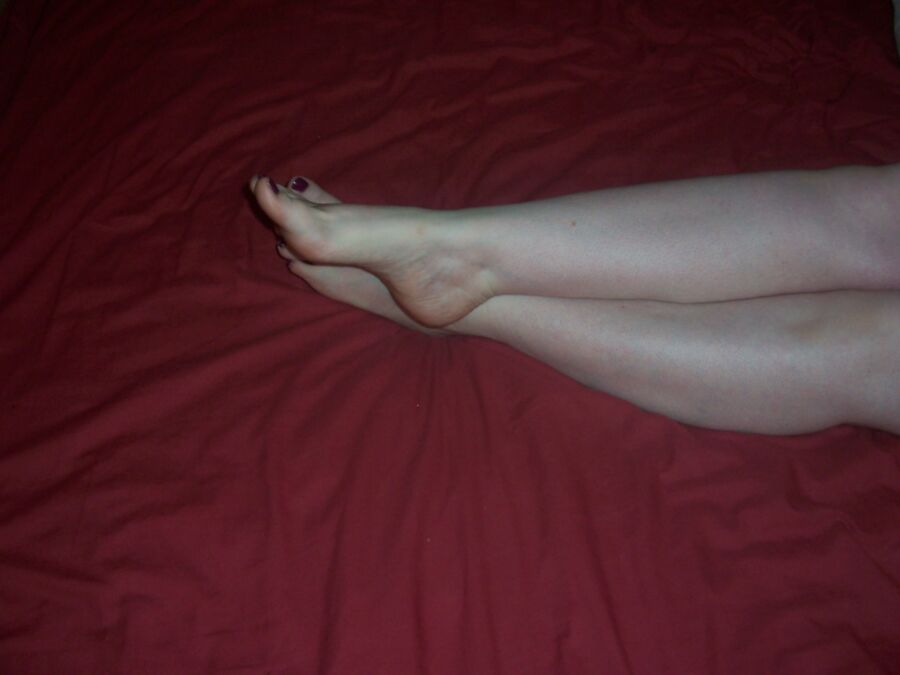 Free porn pics of Sexy Milf Feet 1 of 2 pics