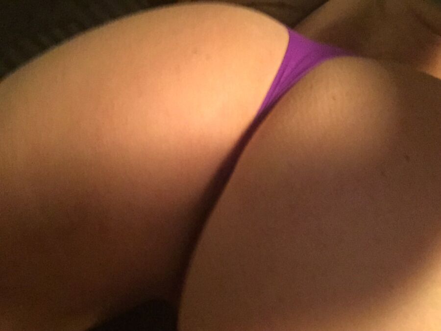 Free porn pics of PHAT Ass 4 of 7 pics