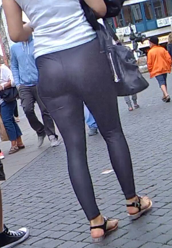 Free porn pics of German Blonde with a fantastic ass (shiny leggings) 3 of 10 pics