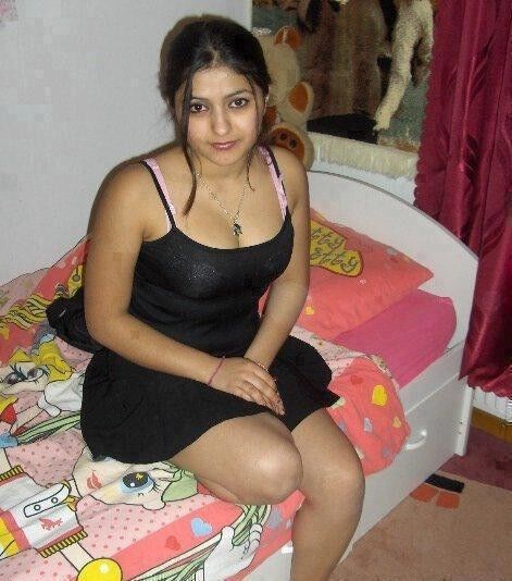 Free porn pics of indian busty wife 19 of 22 pics
