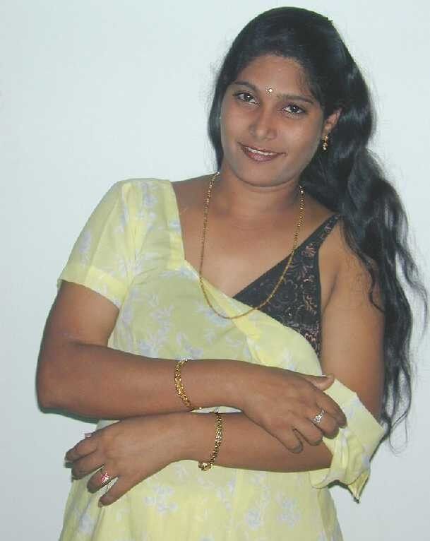 Free porn pics of Deepika 3 of 13 pics