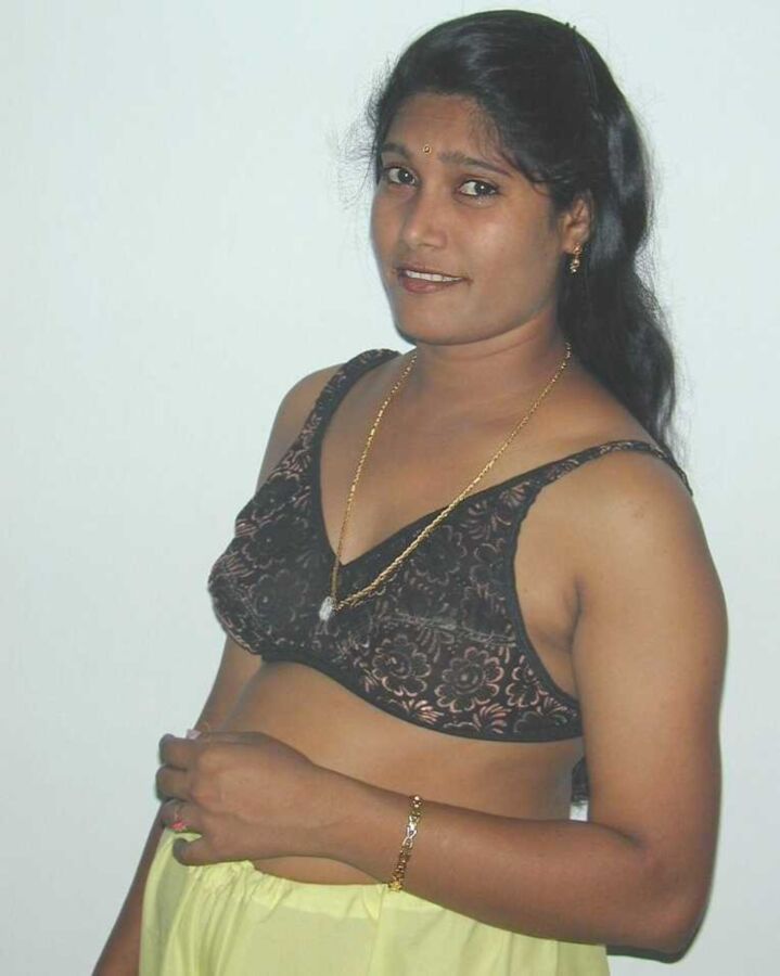 Free porn pics of Deepika 5 of 13 pics