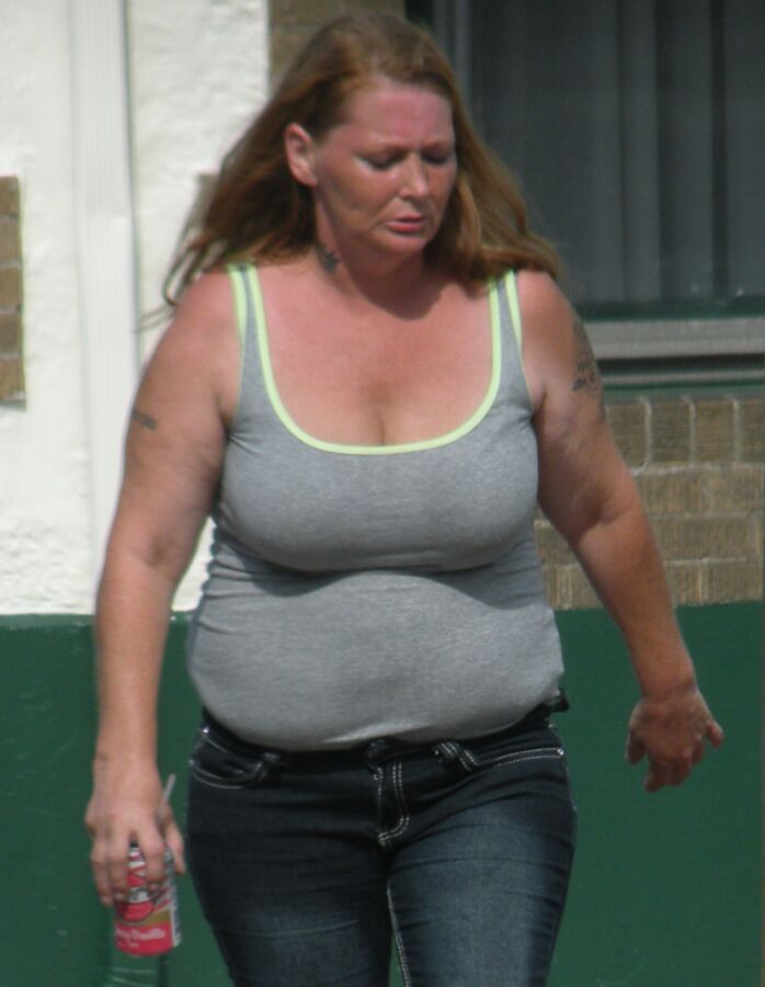 Free porn pics of Older Hooker with flabby soft belly Tough but love the Thick Mid 2 of 7 pics