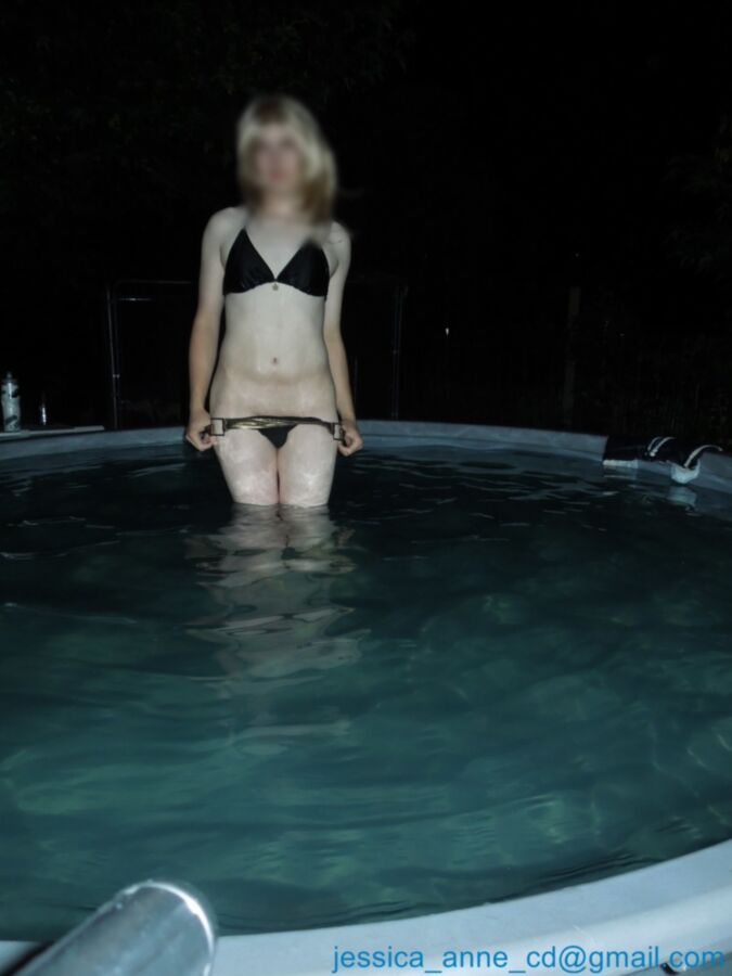 Free porn pics of Nightime dip in the pool 15 of 23 pics