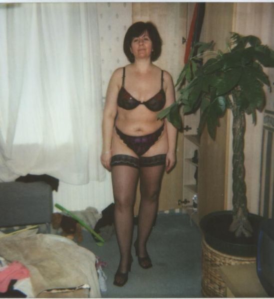 Free porn pics of UK Old Pig Helen 3 of 560 pics