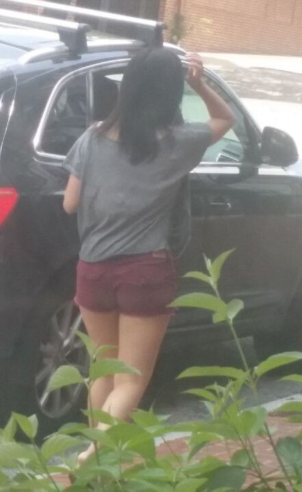 Free porn pics of Asian ass and legs nn in public 8 of 32 pics
