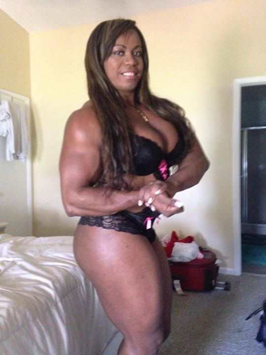 Free porn pics of Muscle woman - Maria Aparecida Bradley  10 of 60 pics
