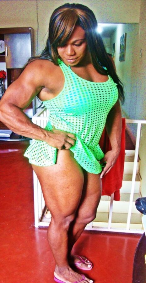 Free porn pics of Muscle woman - Maria Aparecida Bradley  4 of 60 pics
