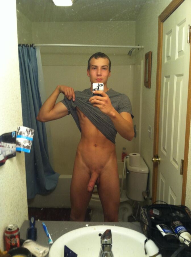 Free porn pics of Teen Selfies ( Men ) 3 of 100 pics