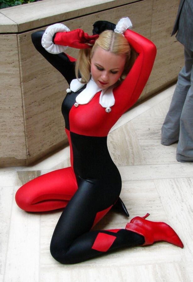 Free porn pics of Harley Quinn Cosplay 1 of 25 pics