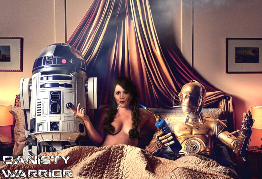Free porn pics of My Carrie Fisher / Amy Schummers mash-up 4 of 4 pics