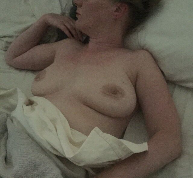 Free porn pics of Wife pussy and tits 9 of 18 pics