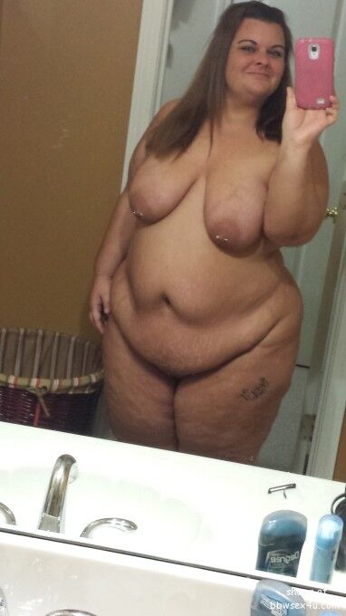 Free porn pics of In my saggy Hall of Fame : no doubt, thickness IS sexy  23 of 40 pics