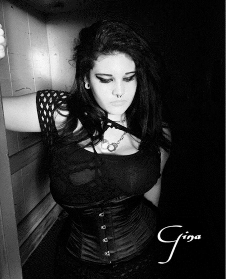 Free porn pics of Gina P. aka Mistress van Dark 20 of 52 pics