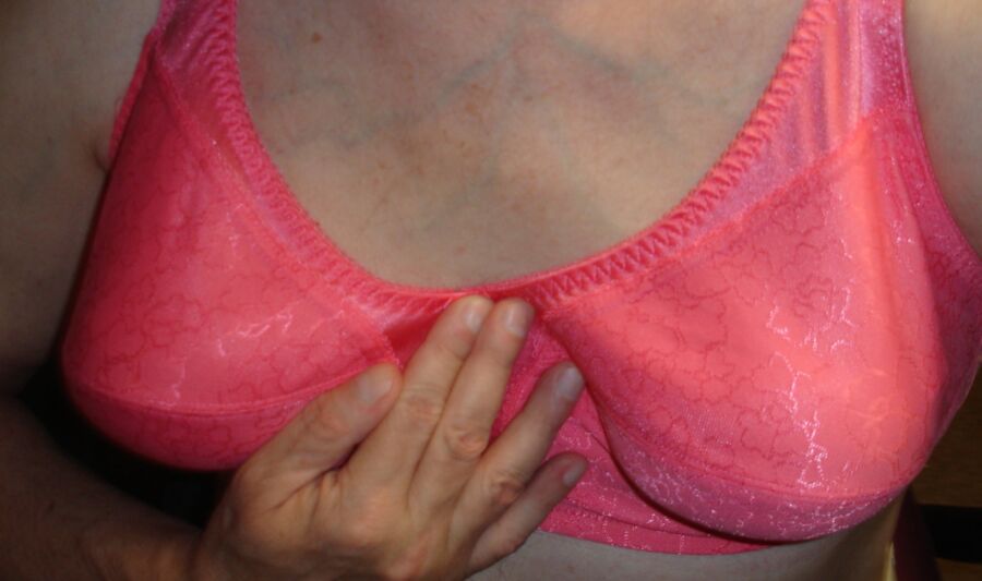 Free porn pics of Who likes bras? 6 of 11 pics