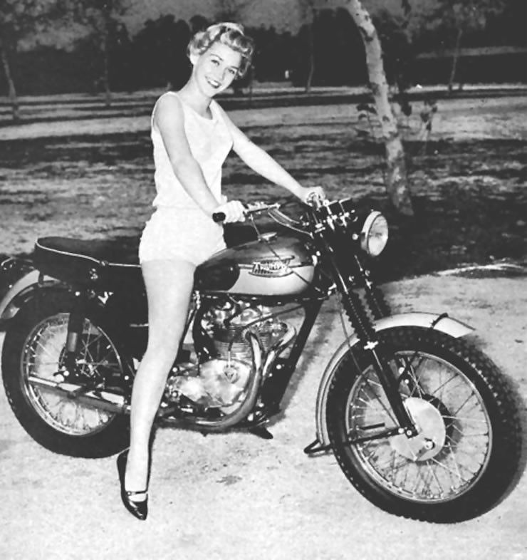 Free porn pics of Vintage Motorcycles & Biker Chicks 22 of 60 pics