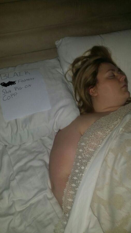 Free porn pics of Fat Slut Blair Exposed Naked 7 of 31 pics