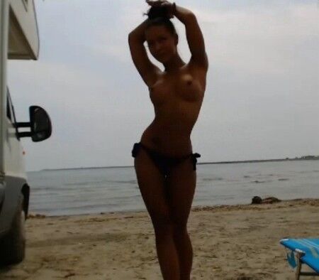Free porn pics of Superhot dream camgirl at beach & fucks lucky fan 1 of 15 pics