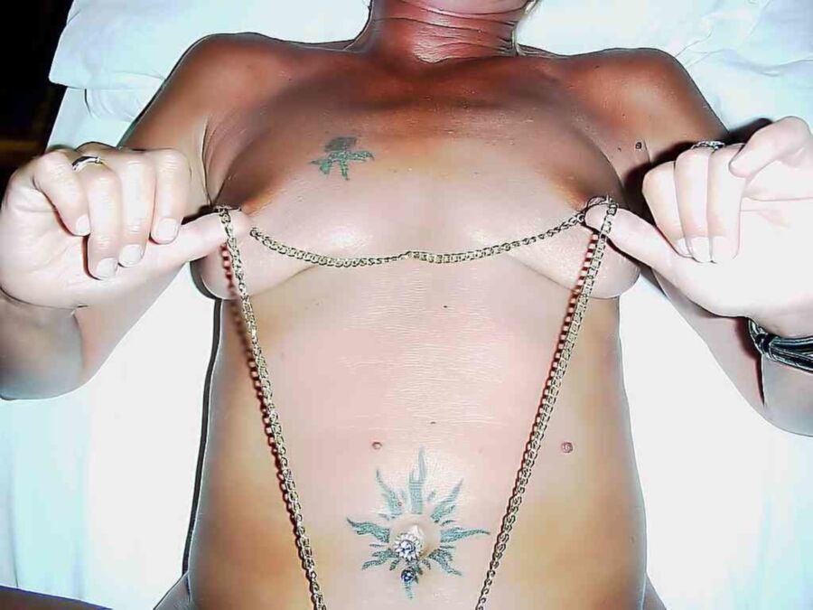 Free porn pics of Playing with a Chain 11 of 12 pics