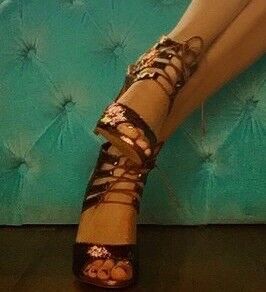 Free porn pics of Thalia Feet and Legs 16 of 20 pics