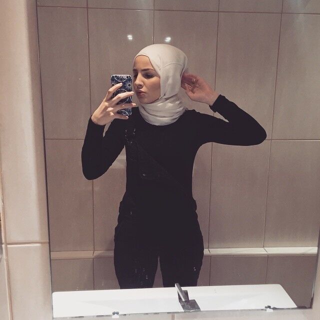 Free porn pics of Hoofddoekjes hijab girls turkish 10 of 34 pics