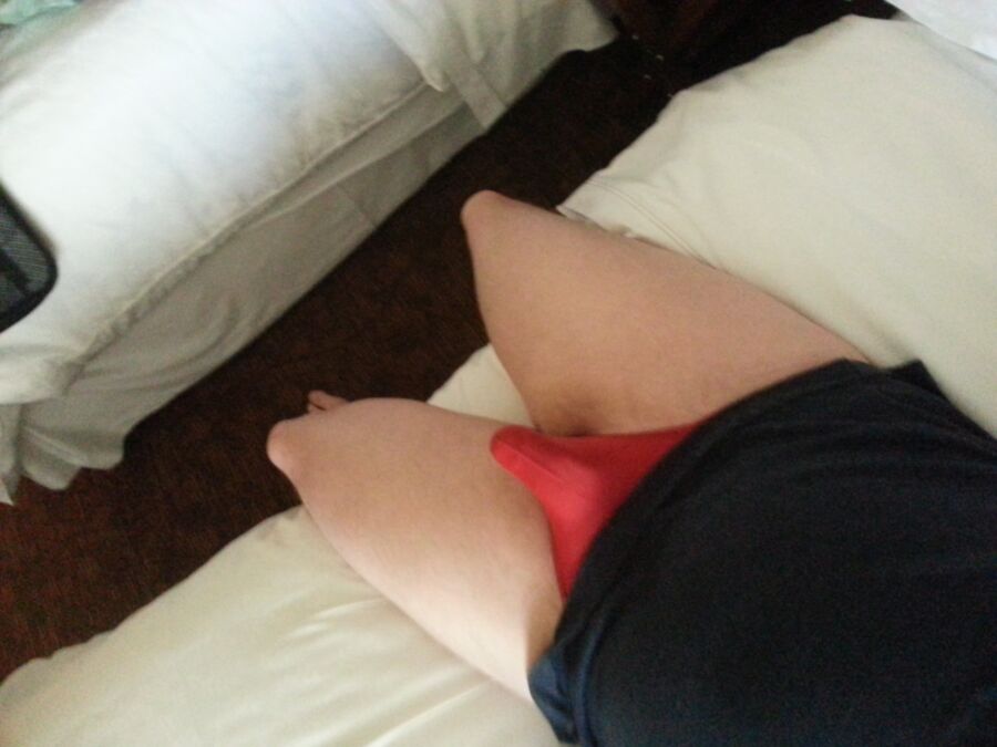 Free porn pics of Hotel Room with GF 4 of 10 pics