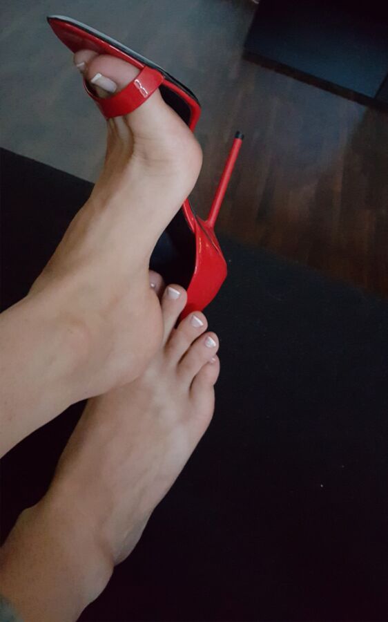 Free porn pics of Feet Selfshots Girlfriend in High Heels nacked barfoot 2 of 15 pics