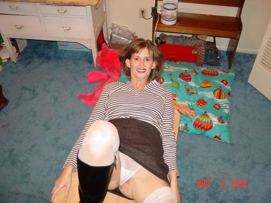 Free porn pics of Dianne 14 of 273 pics