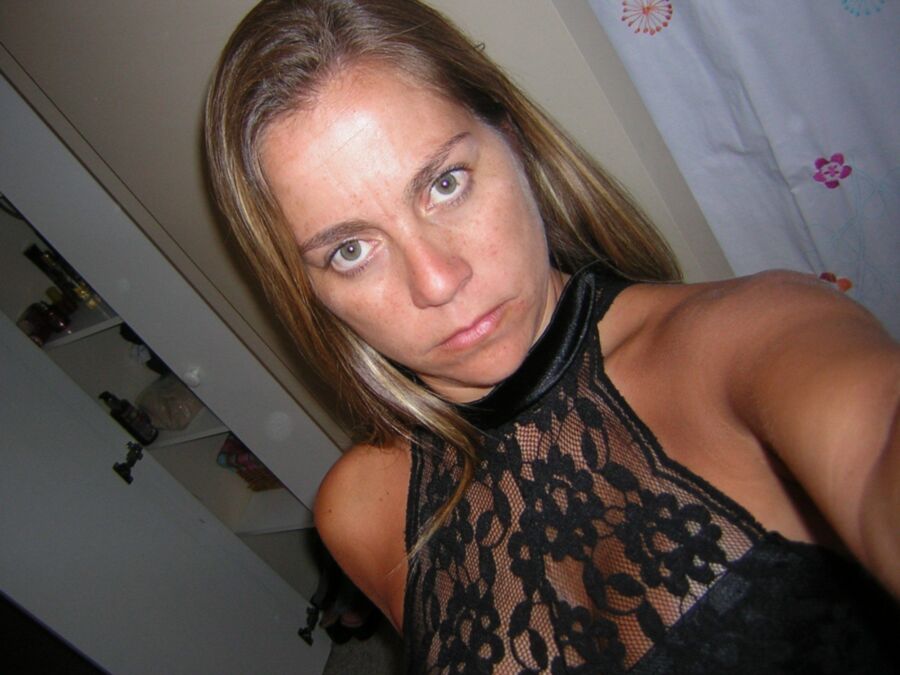 Free porn pics of Amateur wife 1 of 16 pics