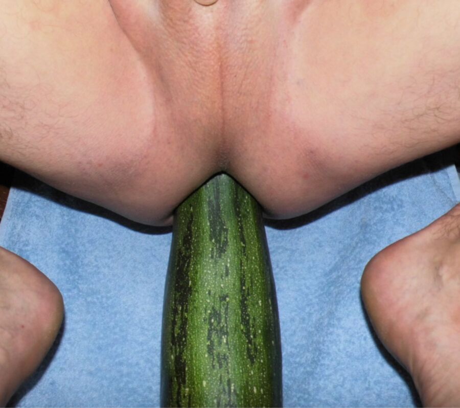 Free porn pics of Large zucchini in my ass (deep penetration) !!! 7 of 40 pics