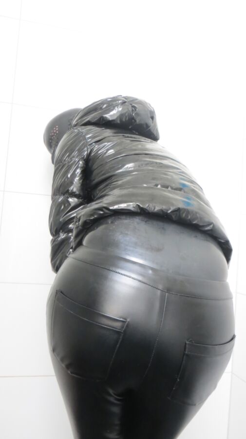 Free porn pics of Me leather puffy fetish 17 of 17 pics