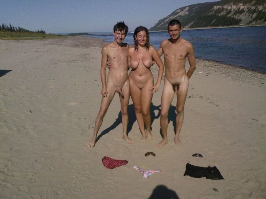Free porn pics of beach holiday  22 of 45 pics