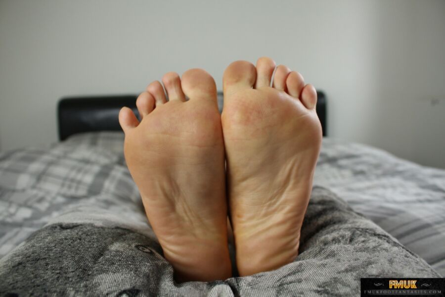 Free porn pics of English Blonde Sexiest Feet 12 of 12 pics
