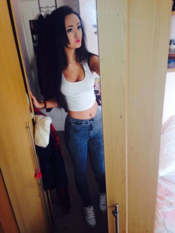 Free porn pics of super sexy show off skinny chav 10 of 45 pics