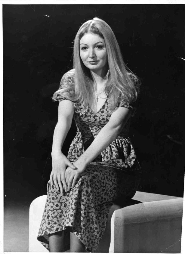 Free porn pics of Mary Hopkin (folk singer) 5 of 7 pics