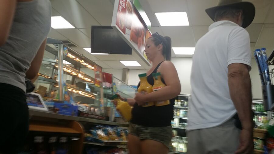 Free porn pics of NN mom w Large Cleavage in public 22 of 23 pics