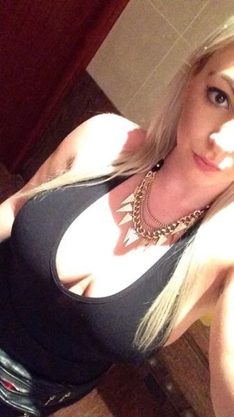 Free porn pics of Blonde Bimbo Teen Chav With Huge Tits 7 of 13 pics