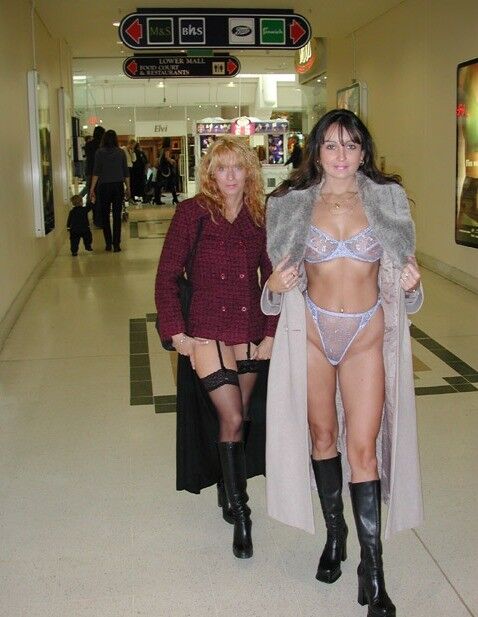 Free porn pics of Kim and Michelle - Shopping 1 of 13 pics