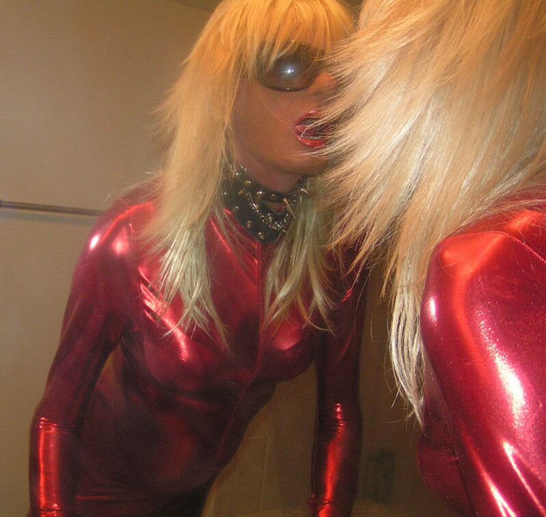 Free porn pics of Red Spandex 22 of 22 pics