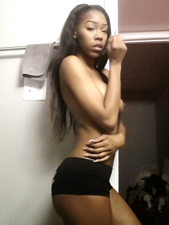 Free porn pics of A Lil Milk Chocolate 20 of 26 pics