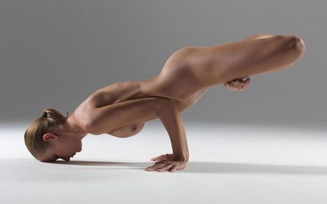 Free porn pics of Naked yoga sexy! 8 of 32 pics