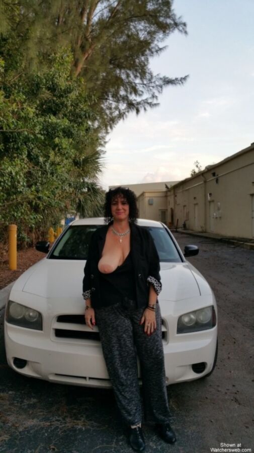 Free porn pics of Hot Mature From Florida 4 of 10 pics