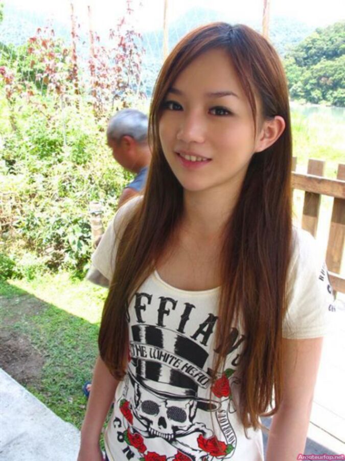 Free porn pics of Chinese Teen Makes First Sex Photos 22 of 40 pics