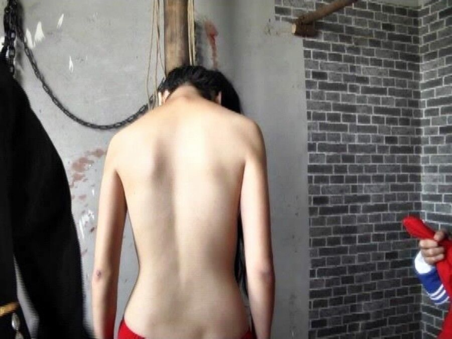 Free porn pics of SJ Chinese Whipping Torture 1 of 48 pics