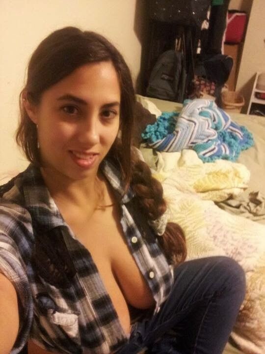 Free porn pics of Deep Cleavage 10 of 22 pics