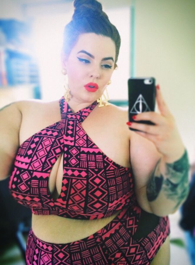 Free porn pics of tess holliday 6 of 117 pics